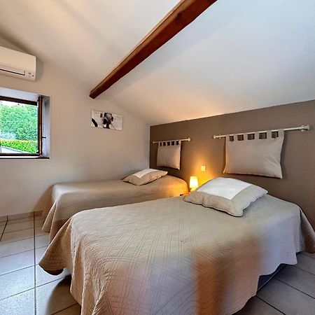 Chambres D'Hotes Les Clapas Chauzon Habitación foto