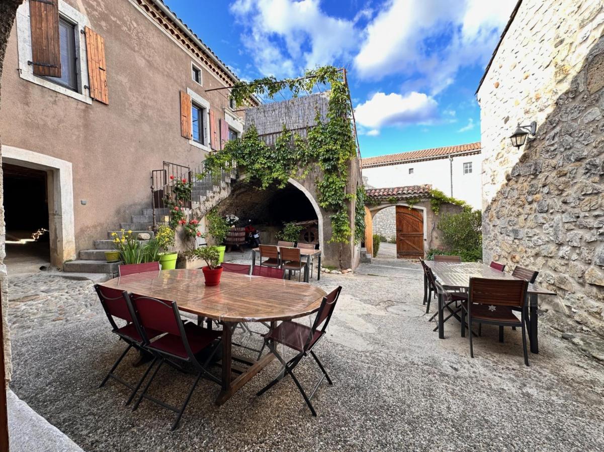 Chambres D'Hotes Les Clapas Chauzon Exterior foto